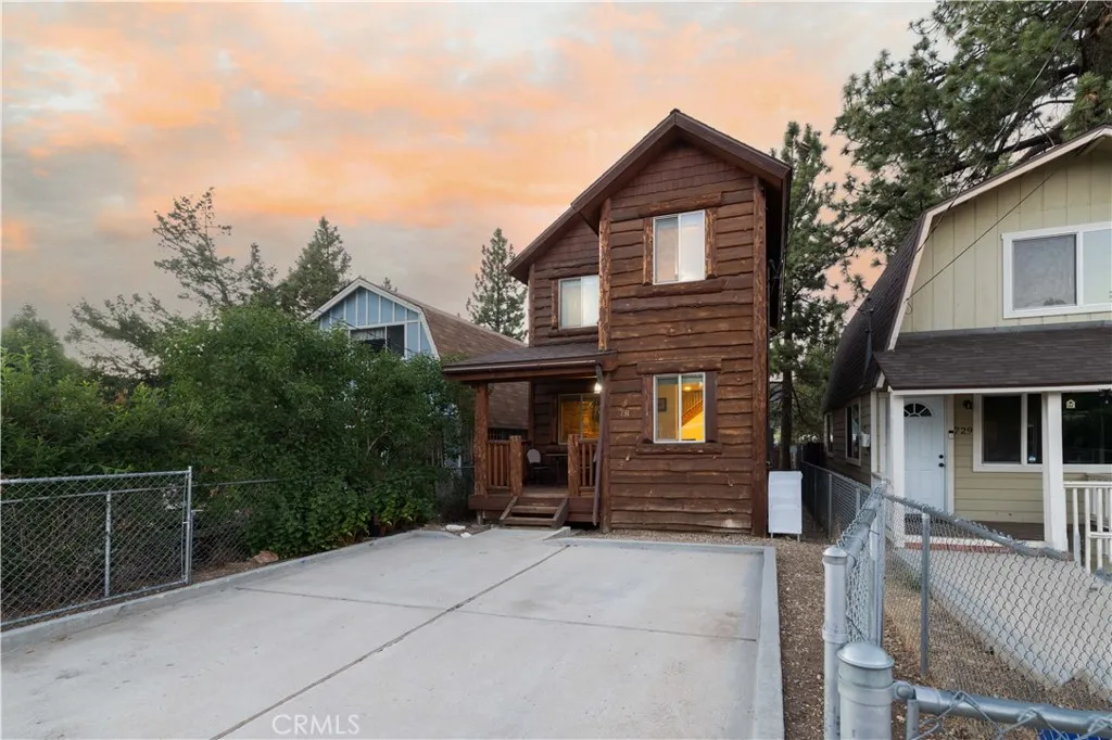 731 W Country Club, Big Bear City, California 92314 home-pic-2