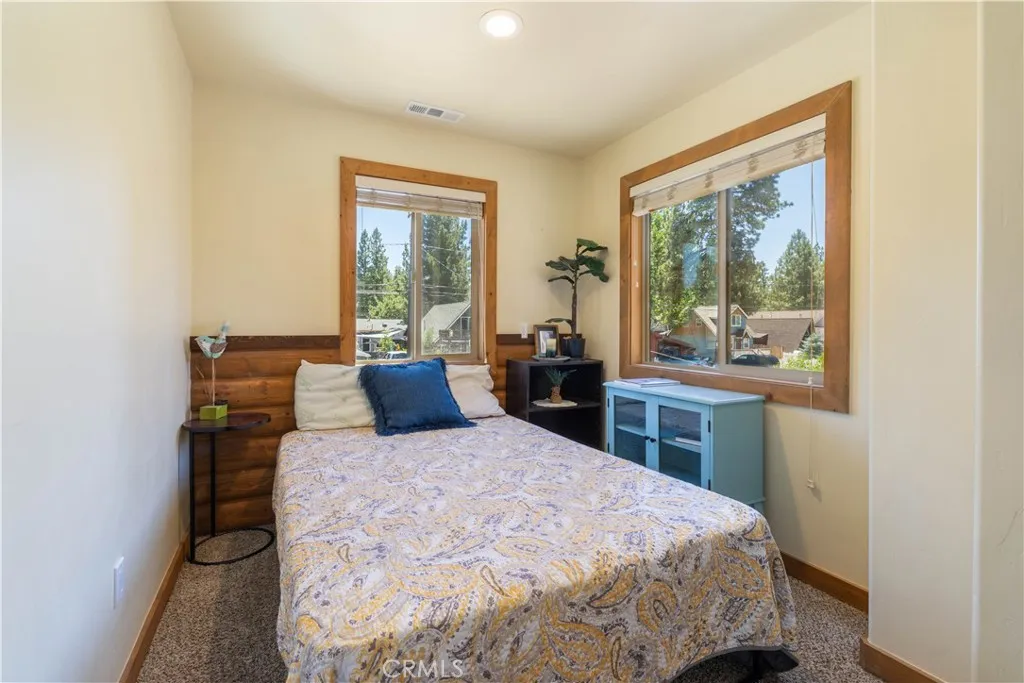 731 W Country Club, Big Bear City, California 92314 home-pic-12