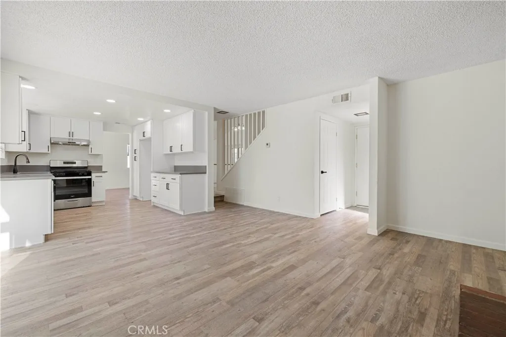 4554 Moonraker Road, Palmdale, California 93552 home-pic-28