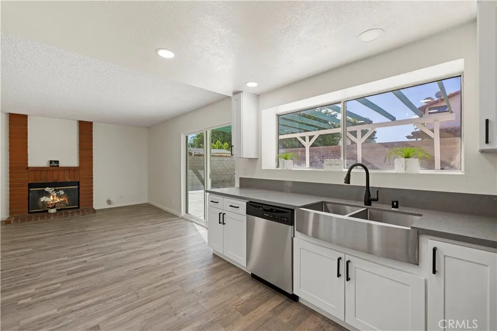 4554 Moonraker Road, Palmdale, California 93552 home-pic-15