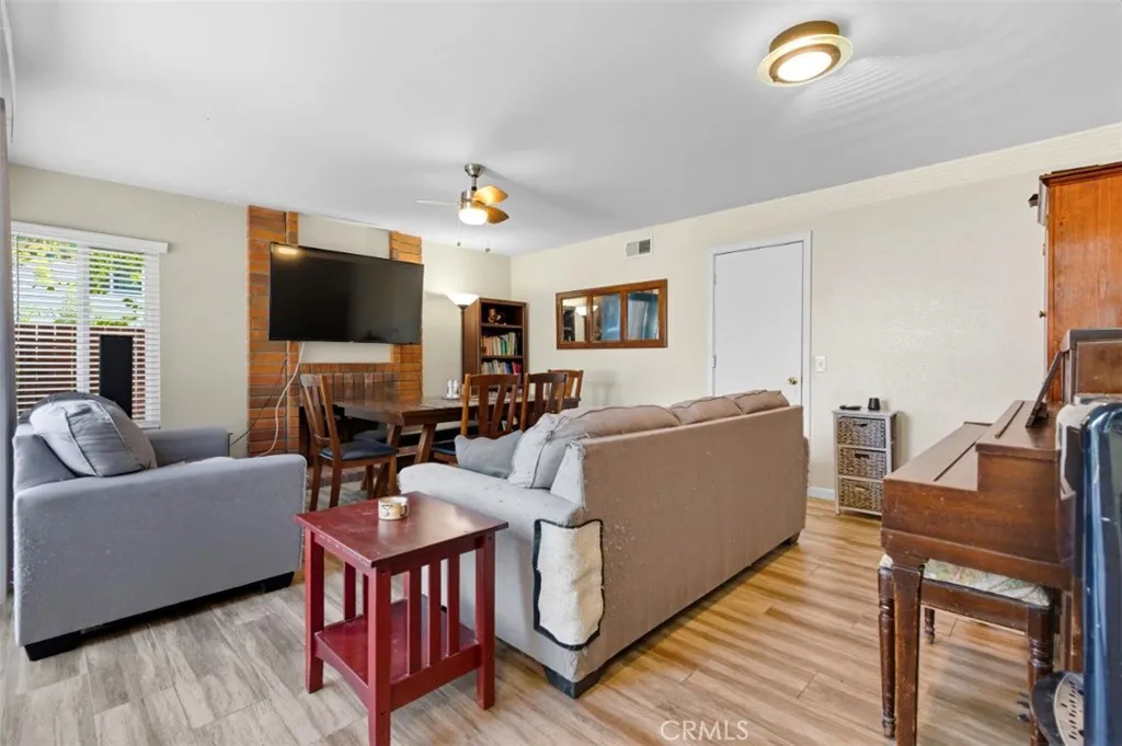 1798 Wilson Avenue, Upland, California 91784 home-pic-33