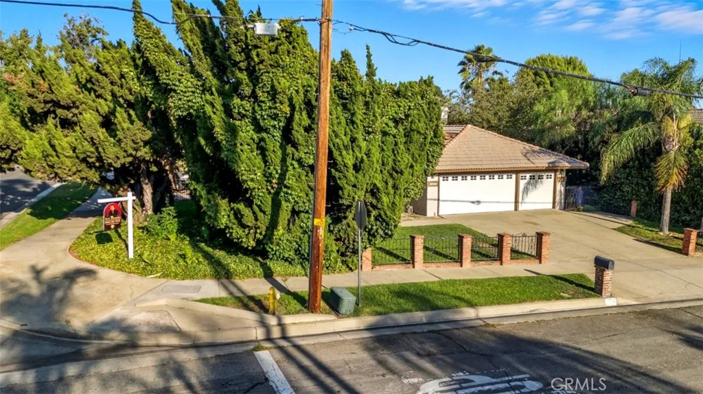 1798 Wilson Avenue, Upland, California 91784 home-pic-45
