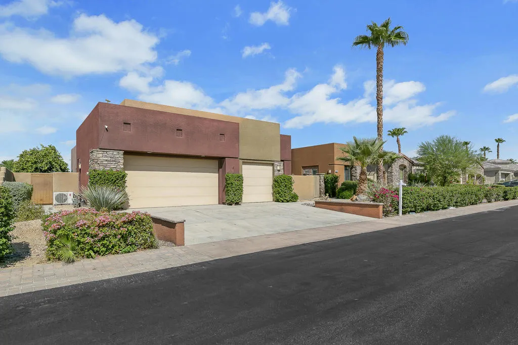 48749 Renewal Street, Indio, California 92201 home-pic-1
