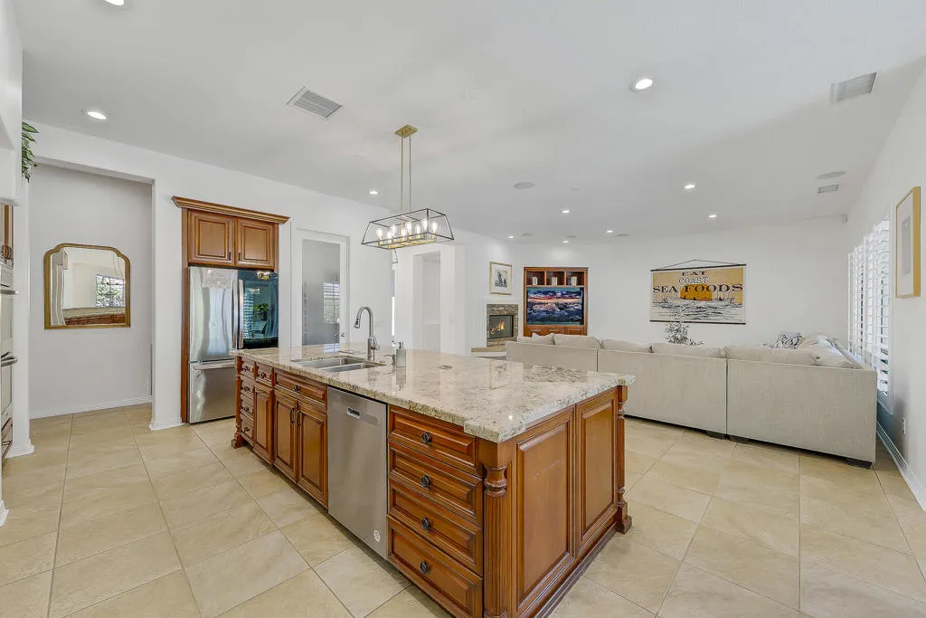 48749 Renewal Street, Indio, California 92201 home-pic-9