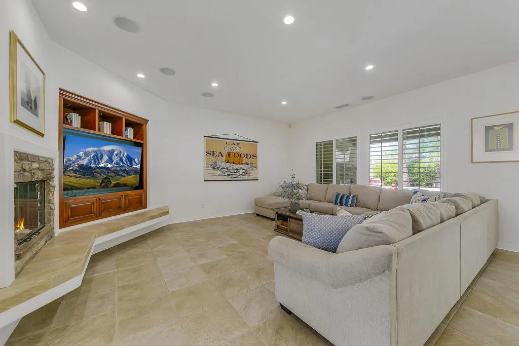 48749 Renewal Street, Indio, California 92201 home-pic-17
