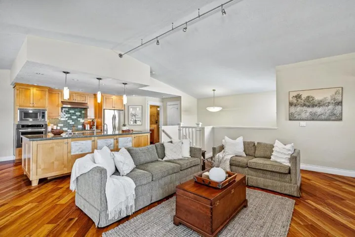 431 Canon Del Sol, Watsonville, California 95076