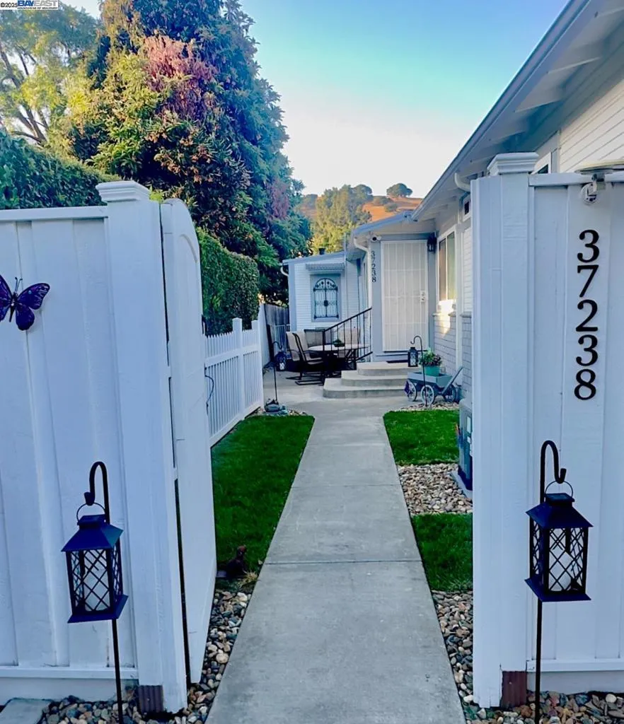 37230 2nd St, Fremont, California 94536 home-pic-14