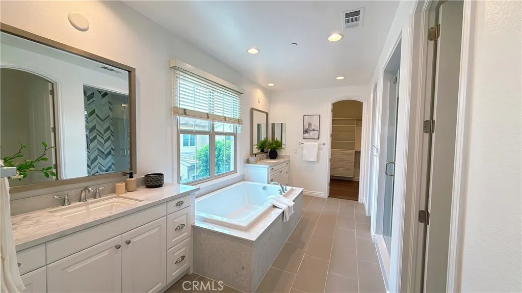 54 Hearst, Irvine, California 92620 home-pic-15
