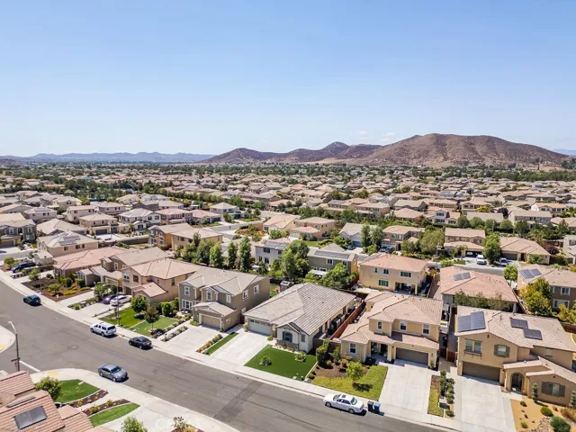 27509 Grand Teton, Menifee, California 92585