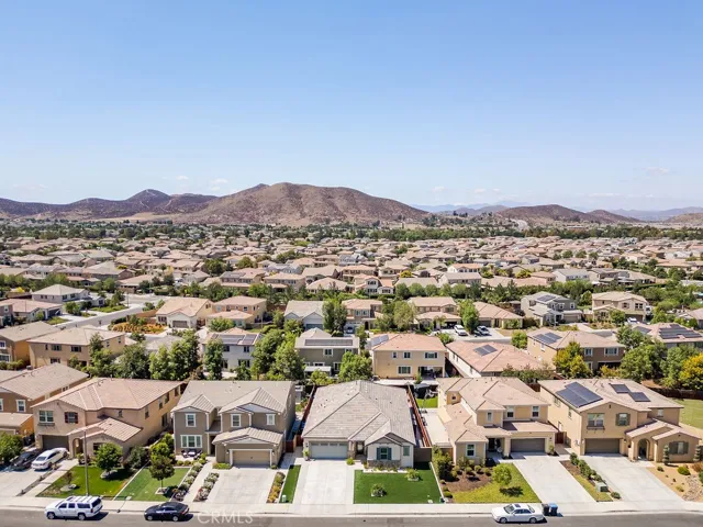 27509 Grand Teton, Menifee, California 92585