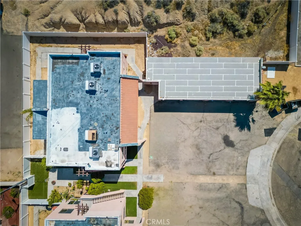 1061 May Lane, Barstow, California 92311 home-pic-16