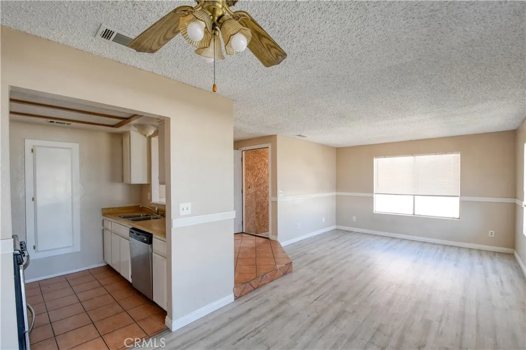 1061 May Lane, Barstow, California 92311 home-pic-23