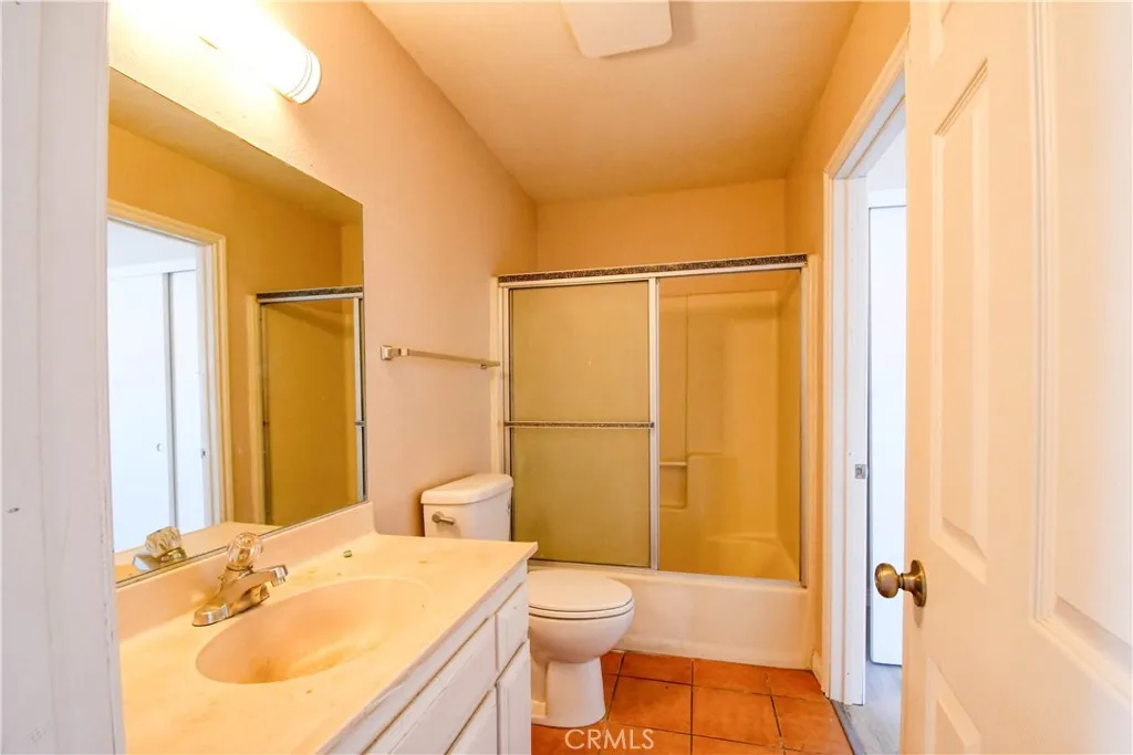 1061 May Lane, Barstow, California 92311 home-pic-32