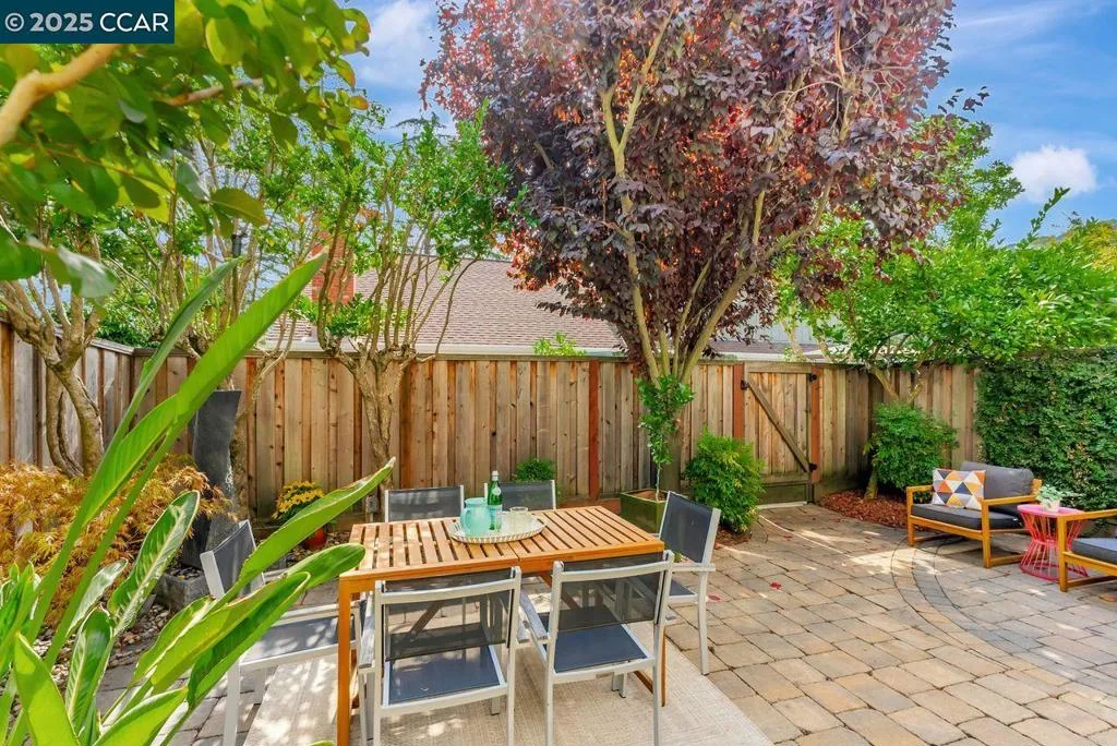 47 Miramonte Dr, Moraga, California 94556 home-pic-38