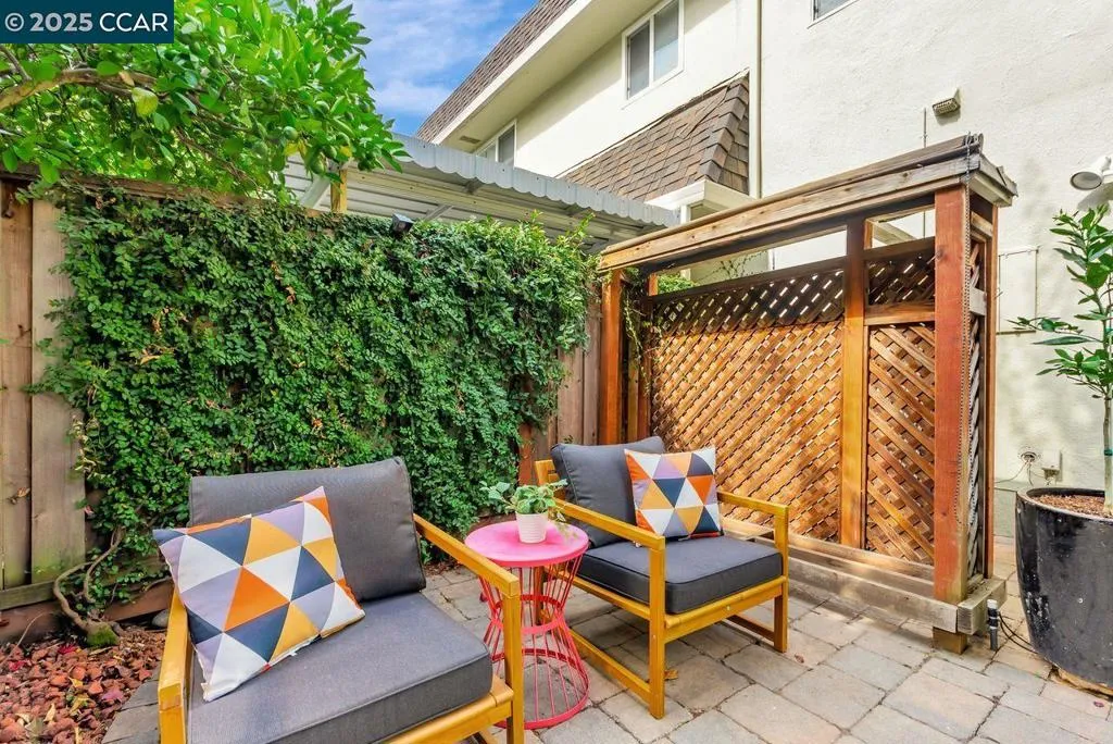 47 Miramonte Dr, Moraga, California 94556 home-pic-37