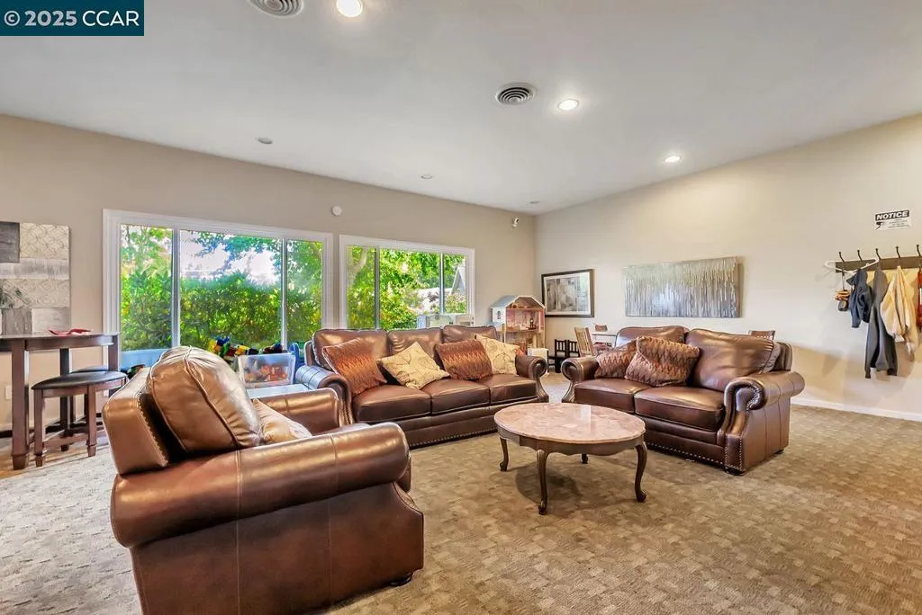 47 Miramonte Dr, Moraga, California 94556 home-pic-48