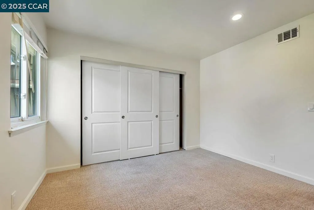 47 Miramonte Dr, Moraga, California 94556 home-pic-25