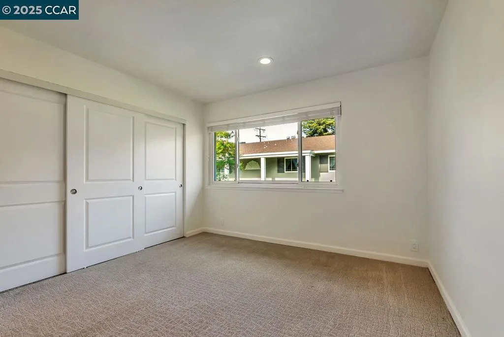 47 Miramonte Dr, Moraga, California 94556 home-pic-23