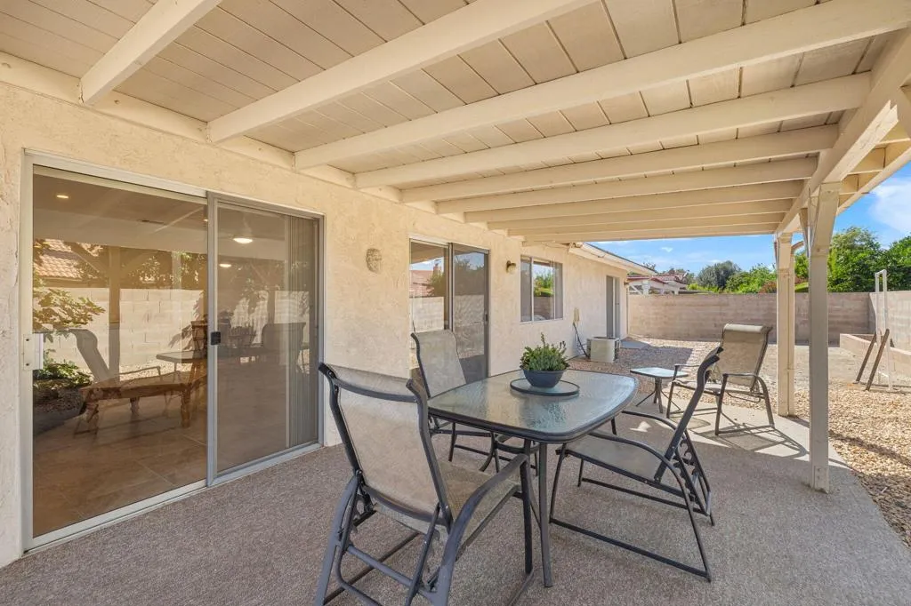 2050 Silver Oak Way, Hemet, California 92545 home-pic-30
