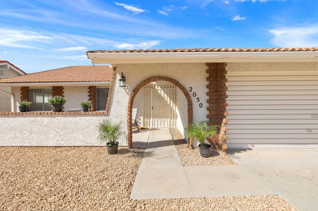 2050 Silver Oak Way, Hemet, California 92545 home-pic-34