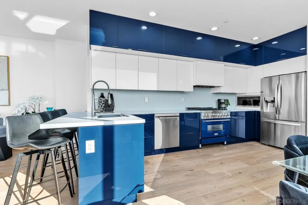 4545 Newport Ave, San Diego, California 92107 home-pic-8