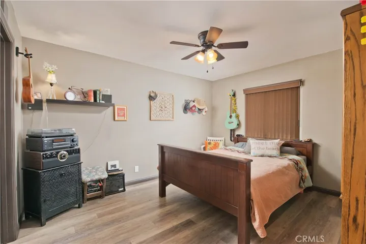 En-suite with bathroom