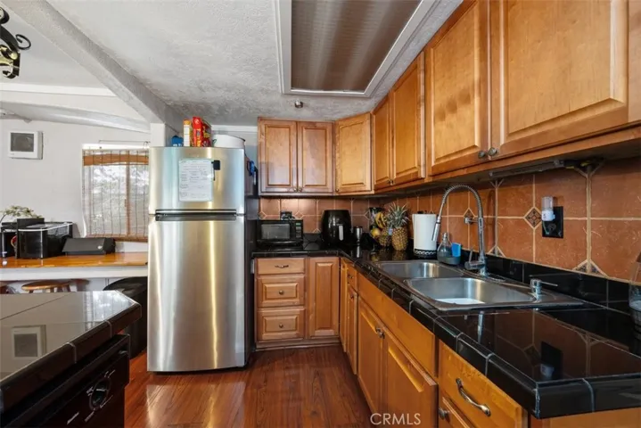 3500 Bullock Lane 16, San Luis Obispo, California 93401