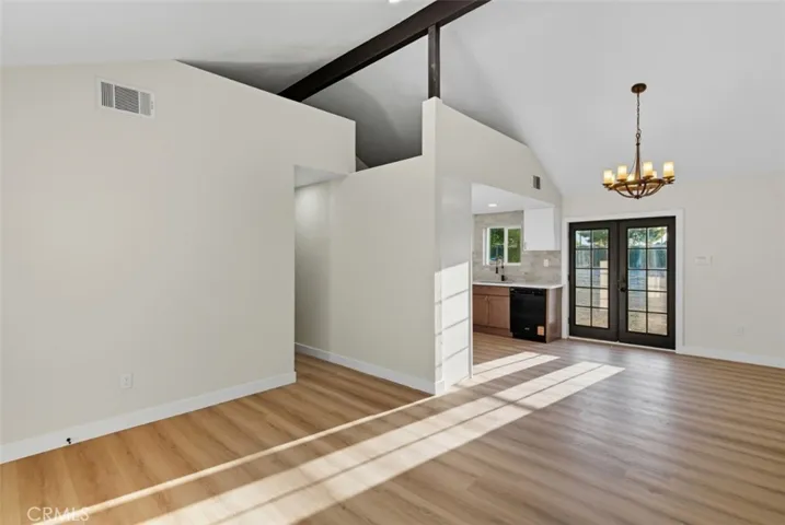 11832 Valle Vista Road, Phelan, California 92371