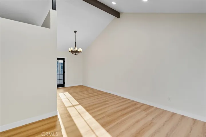 11832 Valle Vista Road, Phelan, California 92371