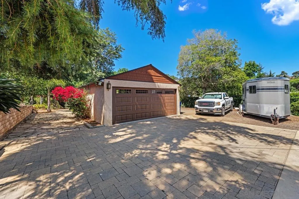 4744 Resmar Rd, La Mesa, California 91941 home-pic-2