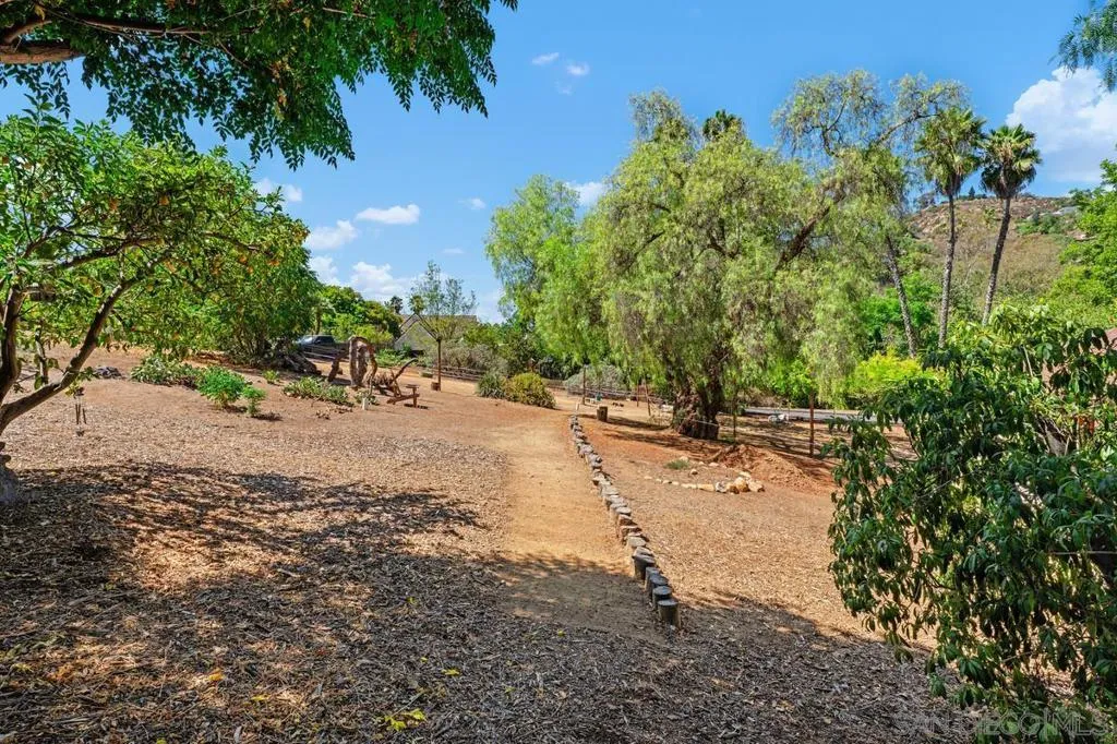 4744 Resmar Rd, La Mesa, California 91941 home-pic-32