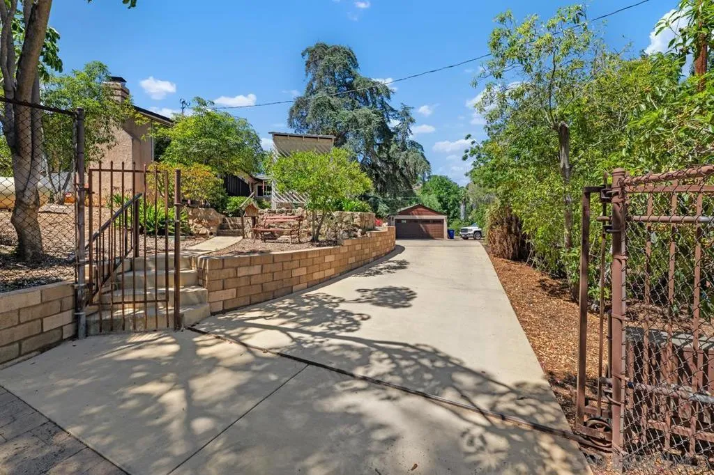 4744 Resmar Rd, La Mesa, California 91941 home-pic-24