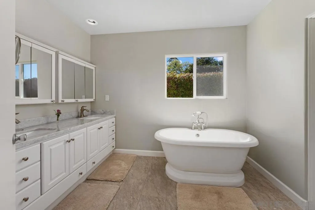 4744 Resmar Rd, La Mesa, California 91941 home-pic-16