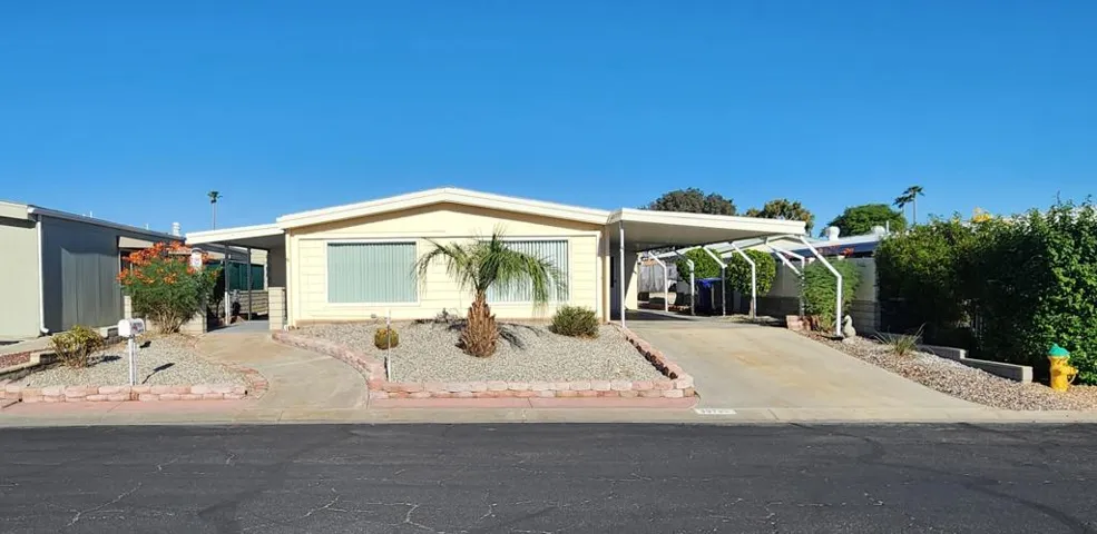 39790 Black Mesa Ln