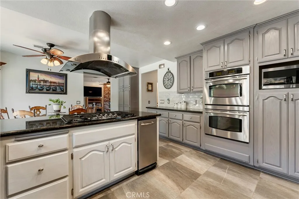 34625 Red Rover Mine Road, Acton, California 93510 home-pic-38
