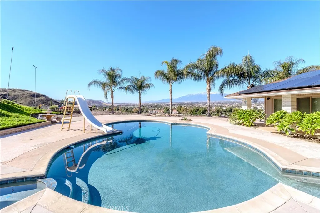 1285 Cahuilla, Colton, California 92324 home-pic-63