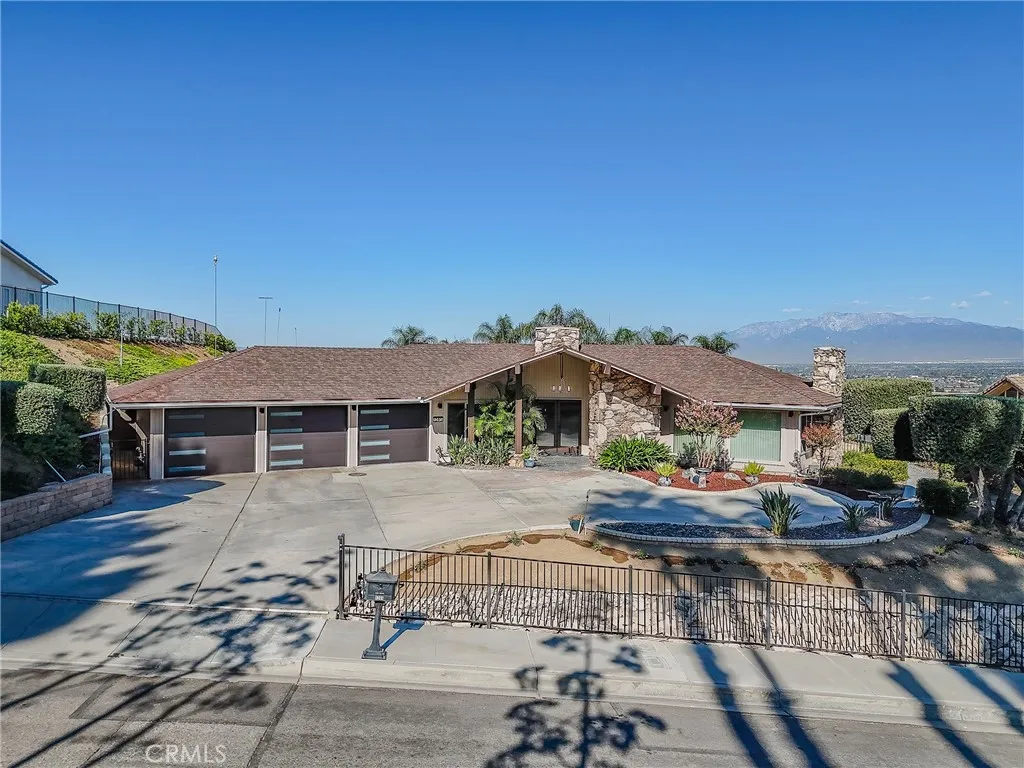 1285 Cahuilla, Colton, California 92324 home-pic-0