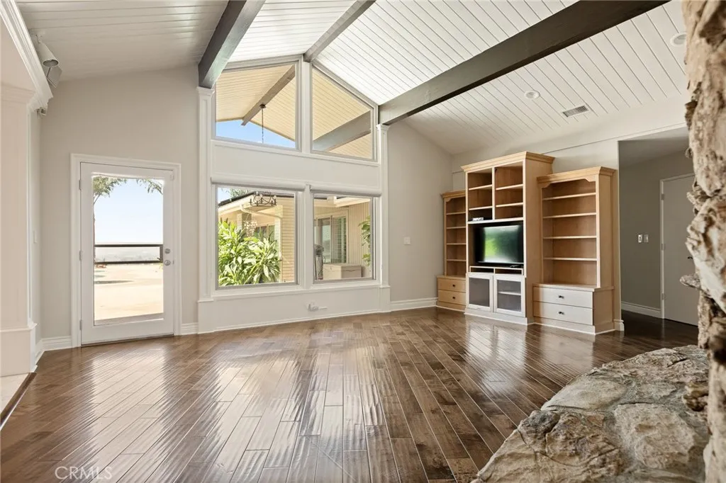 1285 Cahuilla, Colton, California 92324 home-pic-14