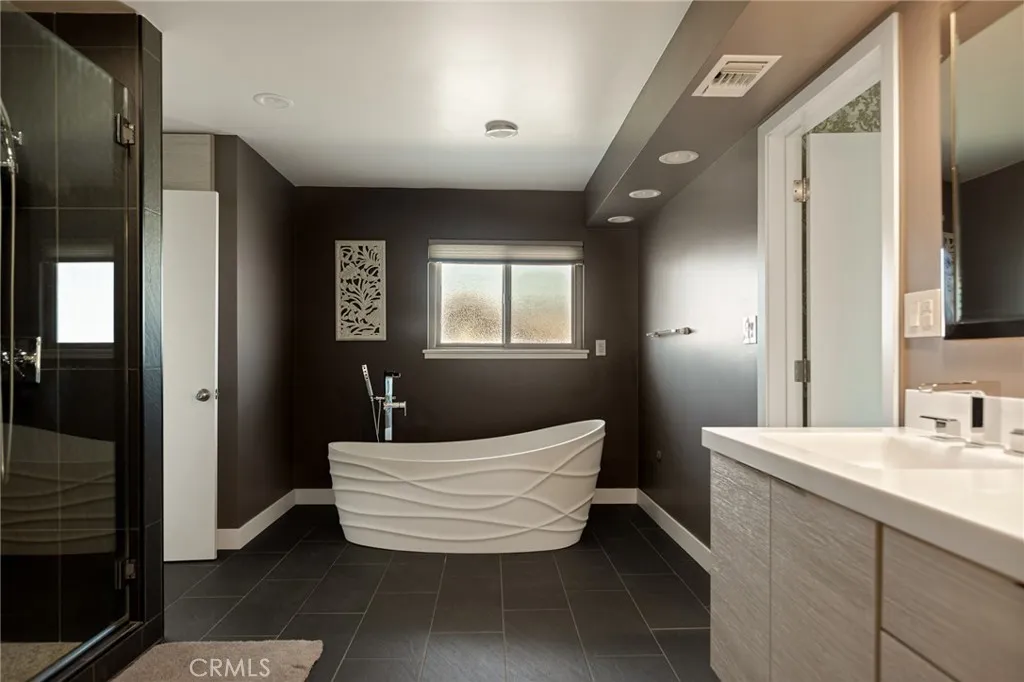 1285 Cahuilla, Colton, California 92324 home-pic-31