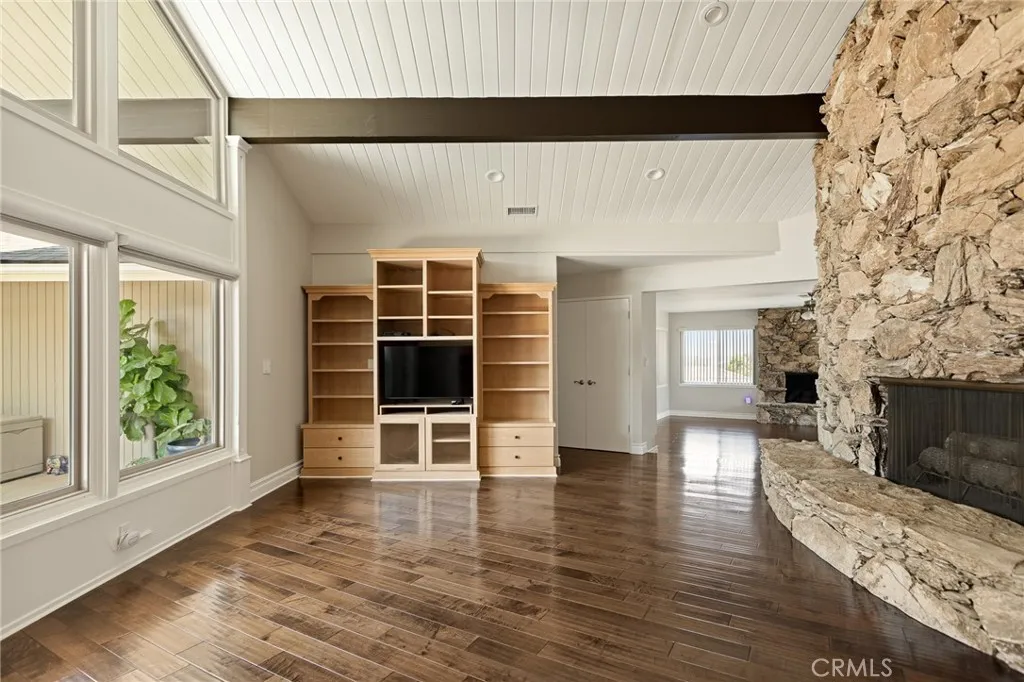 1285 Cahuilla, Colton, California 92324 home-pic-16