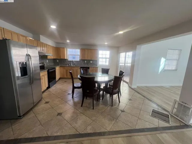 505 Nevin Ave, Richmond, California 94801