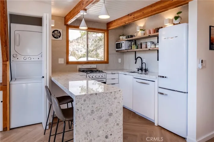 2313 Birch Drive, Arrowbear, California 92382