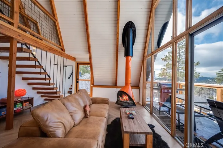 2313 Birch Drive, Arrowbear, California 92382