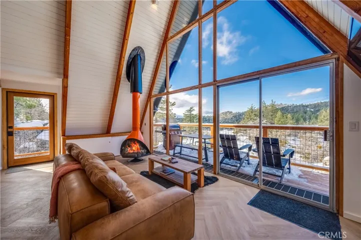 2313 Birch Drive, Arrowbear, California 92382