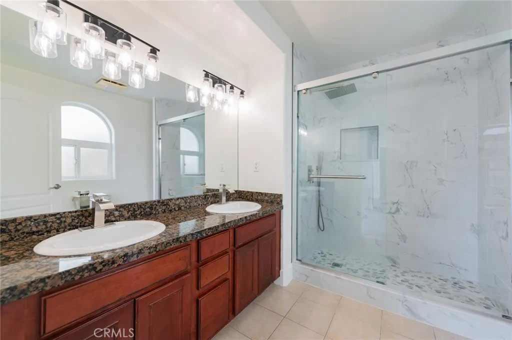 5719 Camellia Avenue 102, North Hollywood, California 91601 home-pic-20