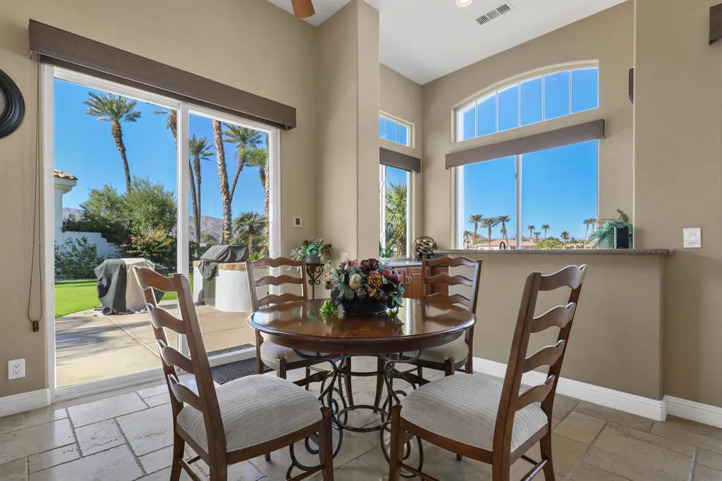 51197 Via Sorrento, La Quinta, California 92253 home-pic-6