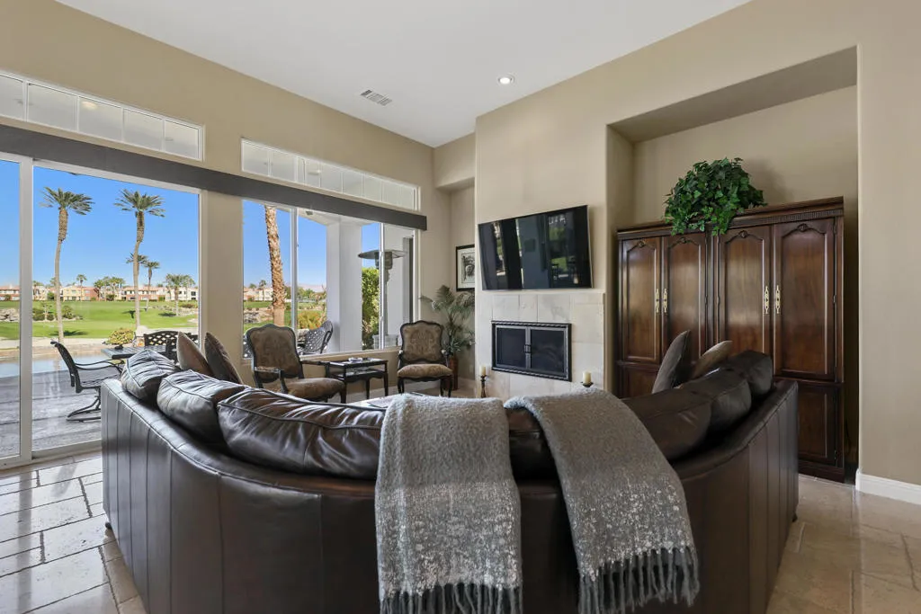 51197 Via Sorrento, La Quinta, California 92253 home-pic-2