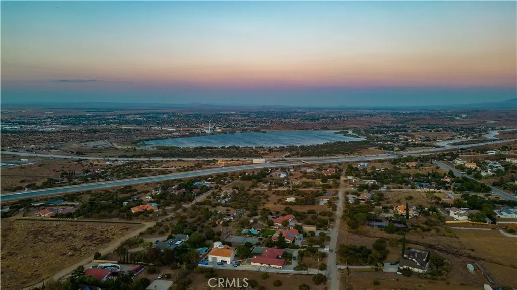 626 Westlake Drive, Palmdale, California 93551 home-pic-62