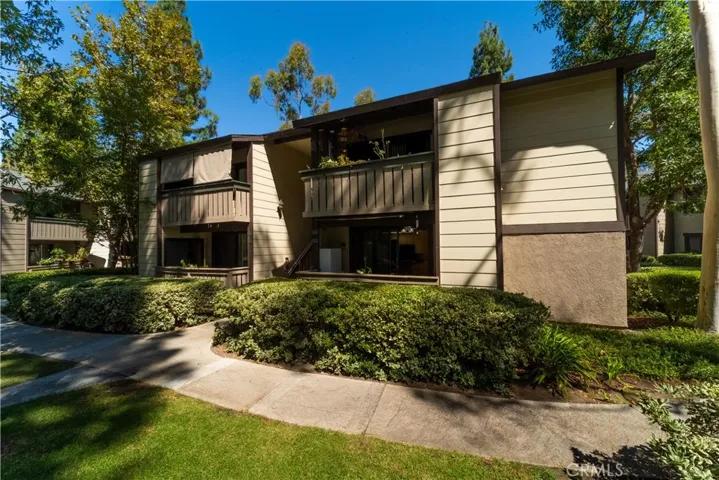 20702 El Toro Rd 413, Lake Forest, California 92630