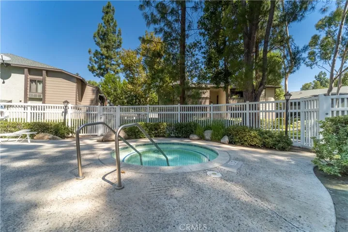 20702 El Toro Rd 413, Lake Forest, California 92630